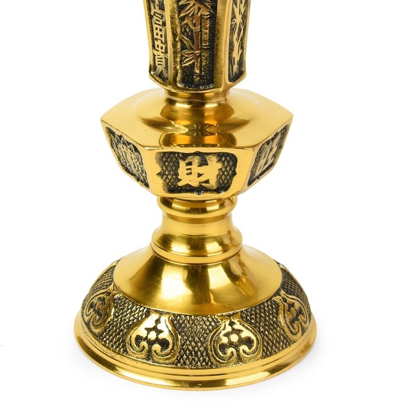 A pair of luxurious and opulen - đánh giá và giá Luxury Candle Supplies Usa